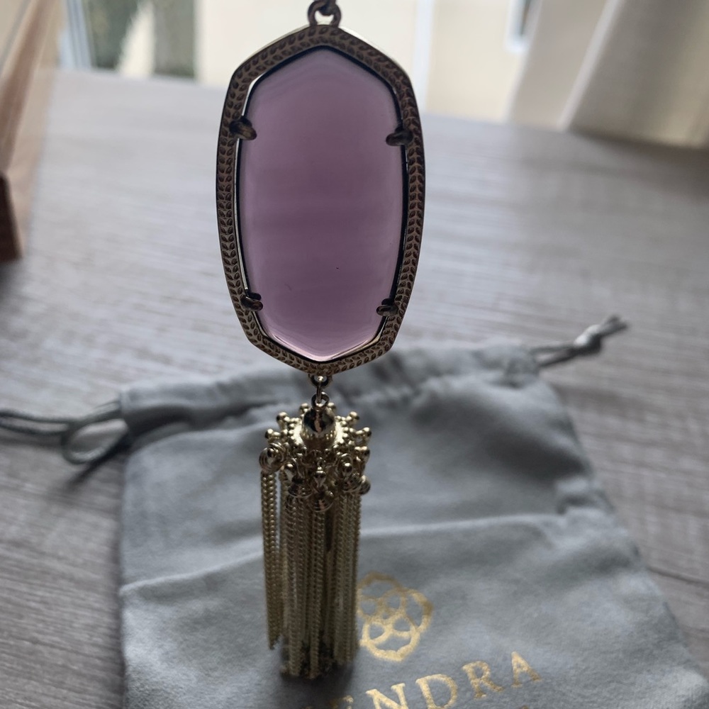 Kendra Scott Pendant Necklace - Picture 4 of 4